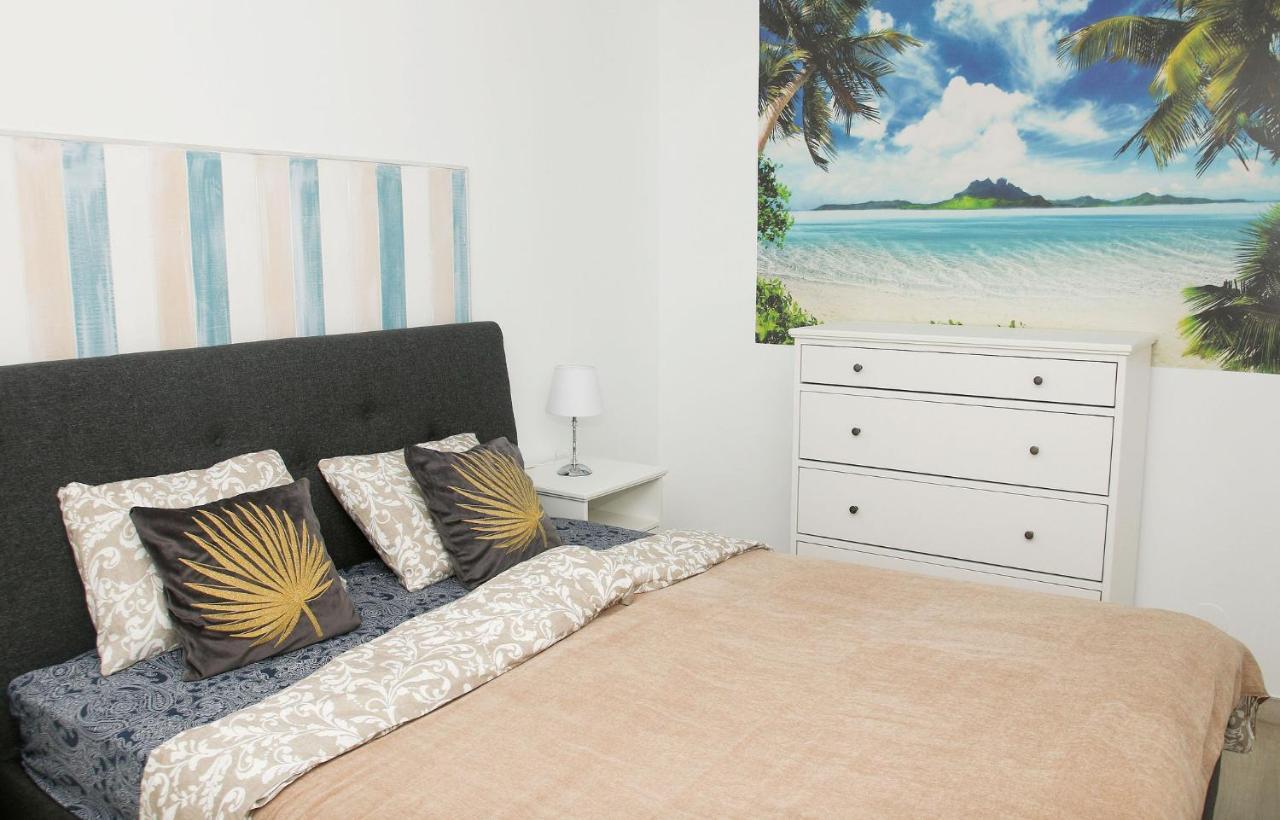Family Apartment Walking Distance To The Sea And All Amenities Sitio de Calahonda Exterior foto